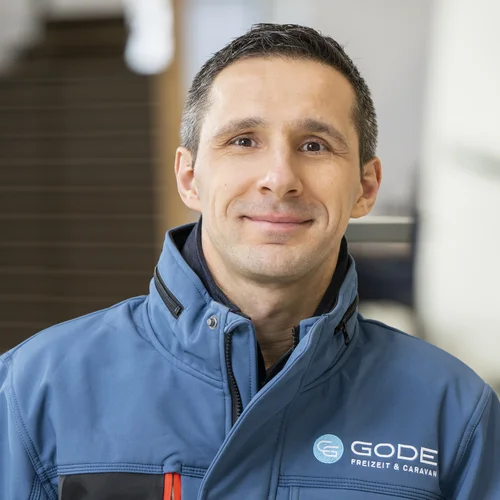 Viktor Botte, Mitarbeiter von Caravan-Gode, Norddeutschlands Caravan-Händler